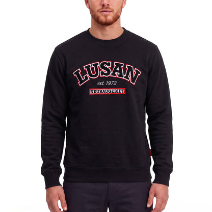 3ESSEN® LUSAN Sweatshirt SCHWARZ mit gestickter LUSAN-Stickerei – Vorderseite