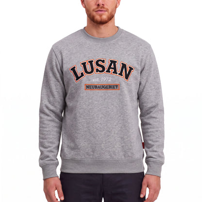 3ESSEN® LUSAN Sweatshirt HEATHER GRAY mit gestickter LUSAN-Stickerei – Vorderseite
