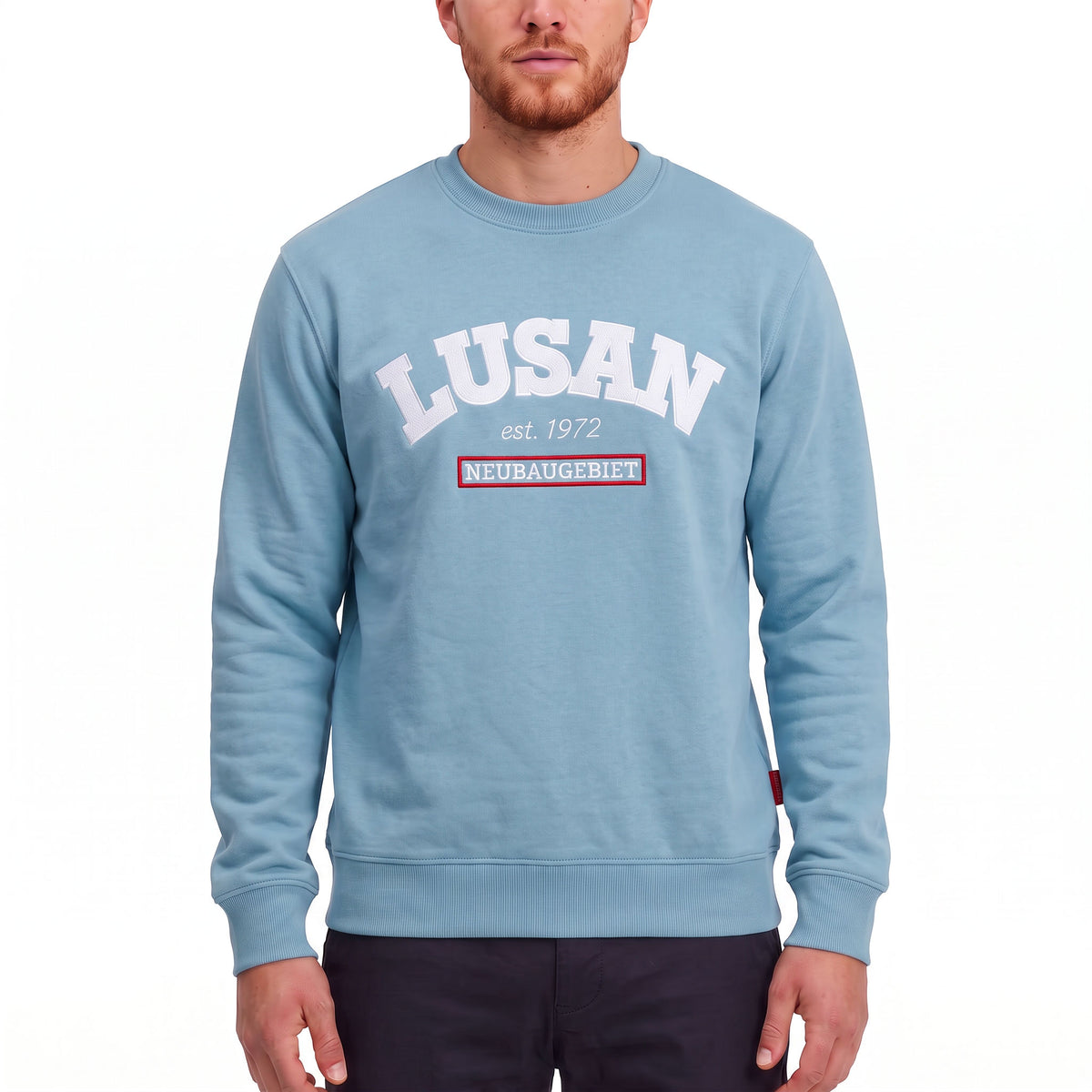 3ESSEN® LUSAN Sweatshirt LIGHT BLUE mit gestickter LUSAN-Stickerei – Vorderseite