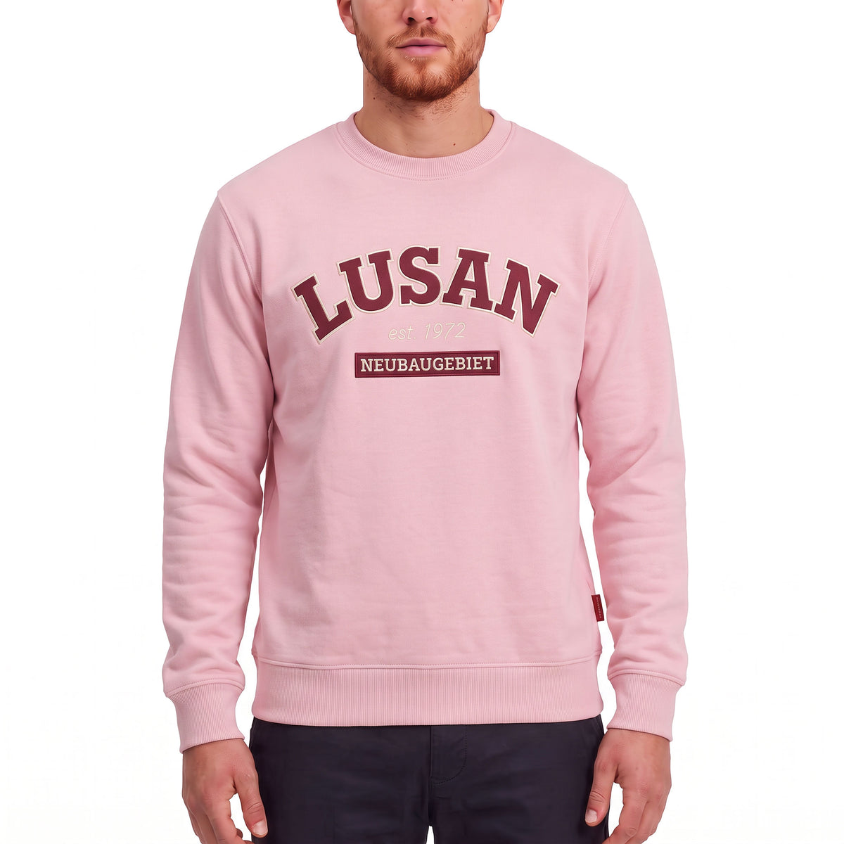 3ESSEN® LUSAN Sweatshirt ROSA mit gestickter LUSAN-Stickerei – Vorderseite
